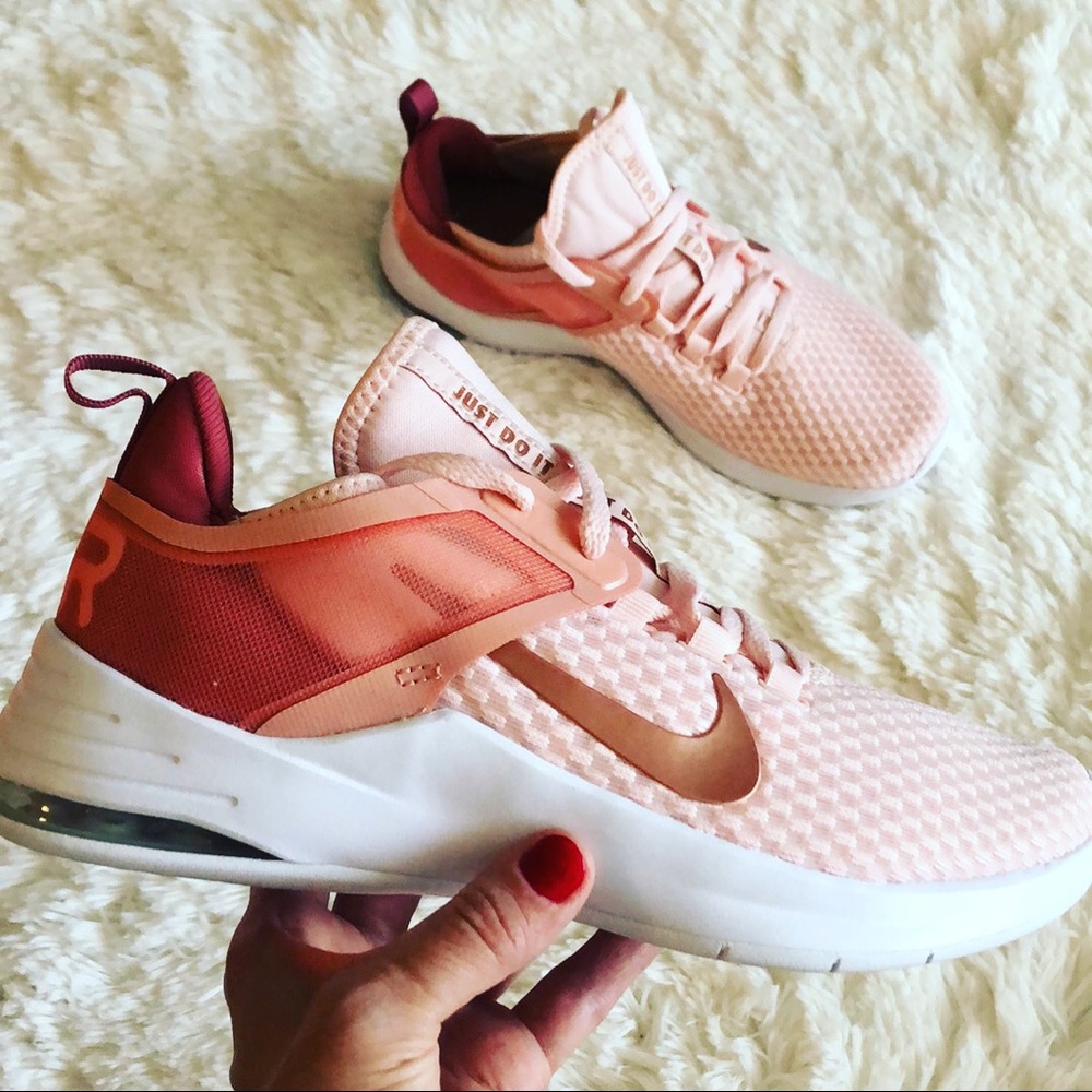 SOLD! NIKE AIR MAX BELLA TR 2 SNEAKERS - Picture 1 of 7
